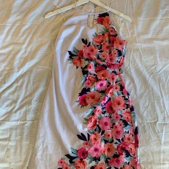 Guess | Dresses | Guess La Womens White Pink Floral Keyhole Halter Scuba  Bodycon Size 8 Dress | Poshmark